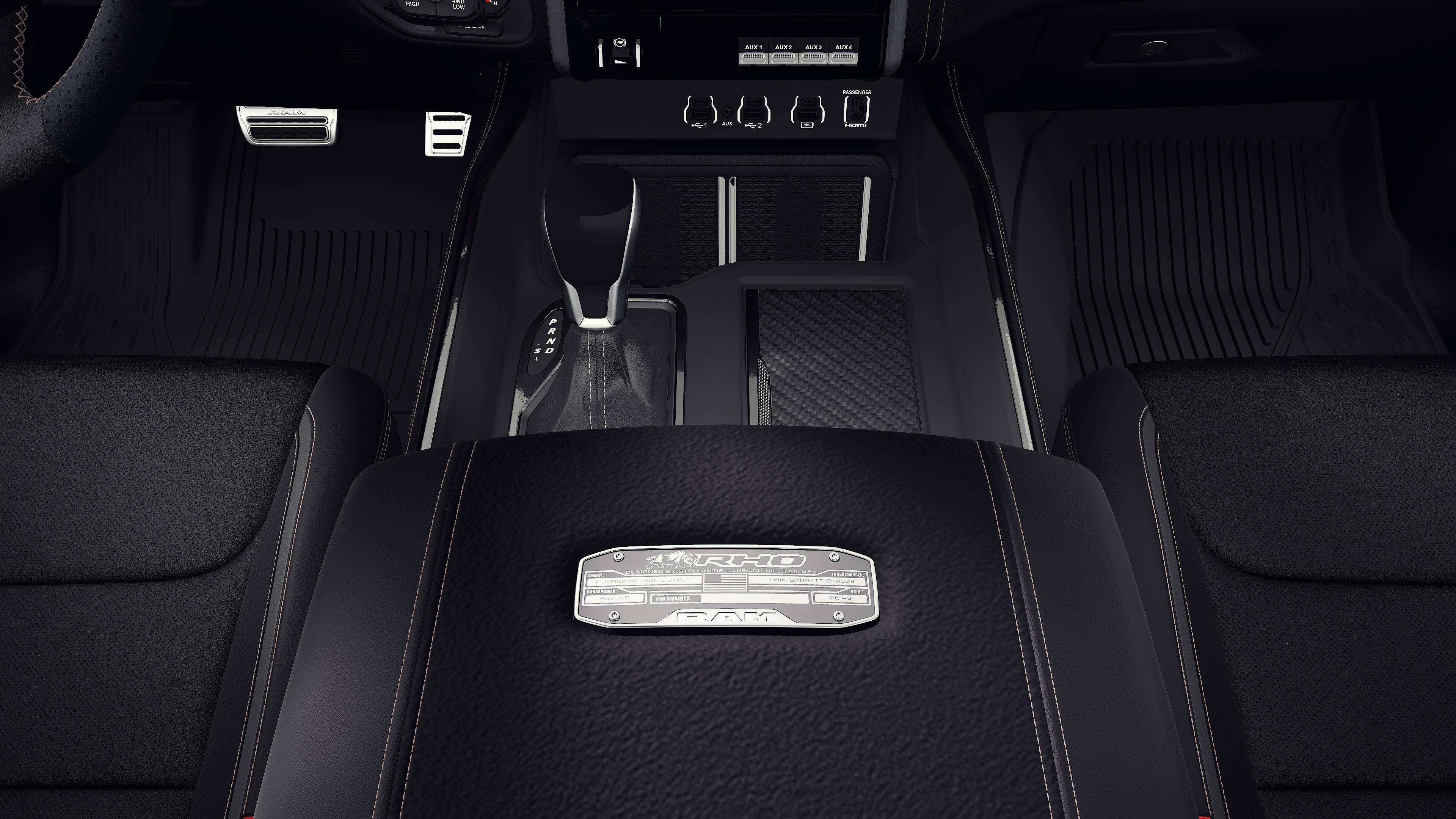 New 2027 Diamond Black Crystal Pearl-Coat Exterior Paint RAM RHO image 16