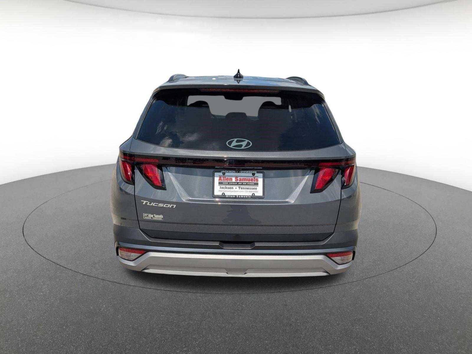 New 2026 ECOTRONIC GRAY HYUNDAI SEL FWD image 5