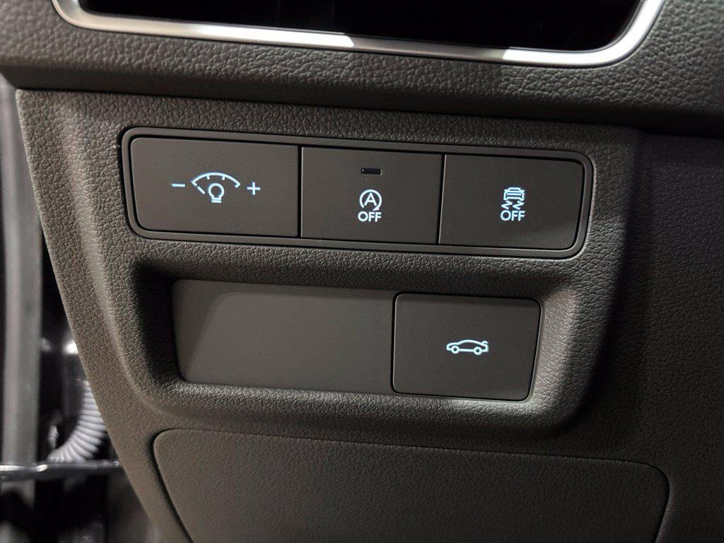 New 2026 Gray Hyundai SE image 13