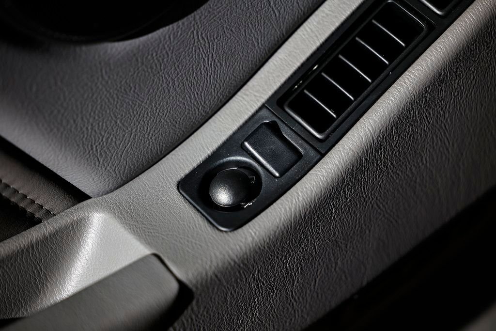 Used 1994 Black Porsche GTS image 21