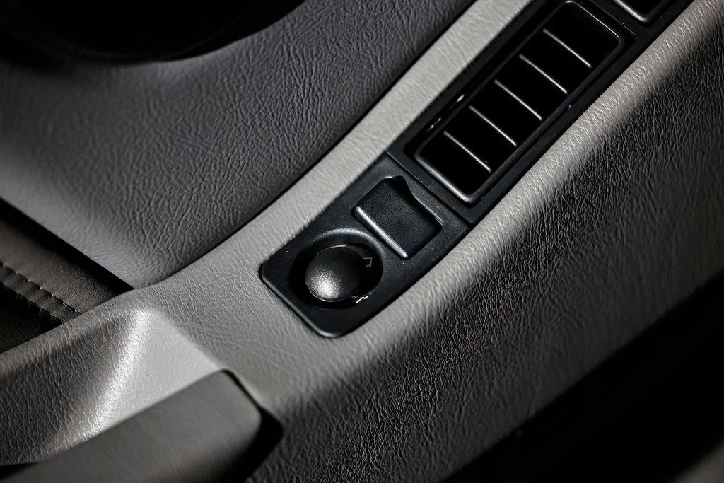 Used 1994 Black Porsche GTS image 21