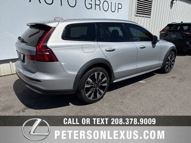 Used 2024  Volvo Ultimate image 4