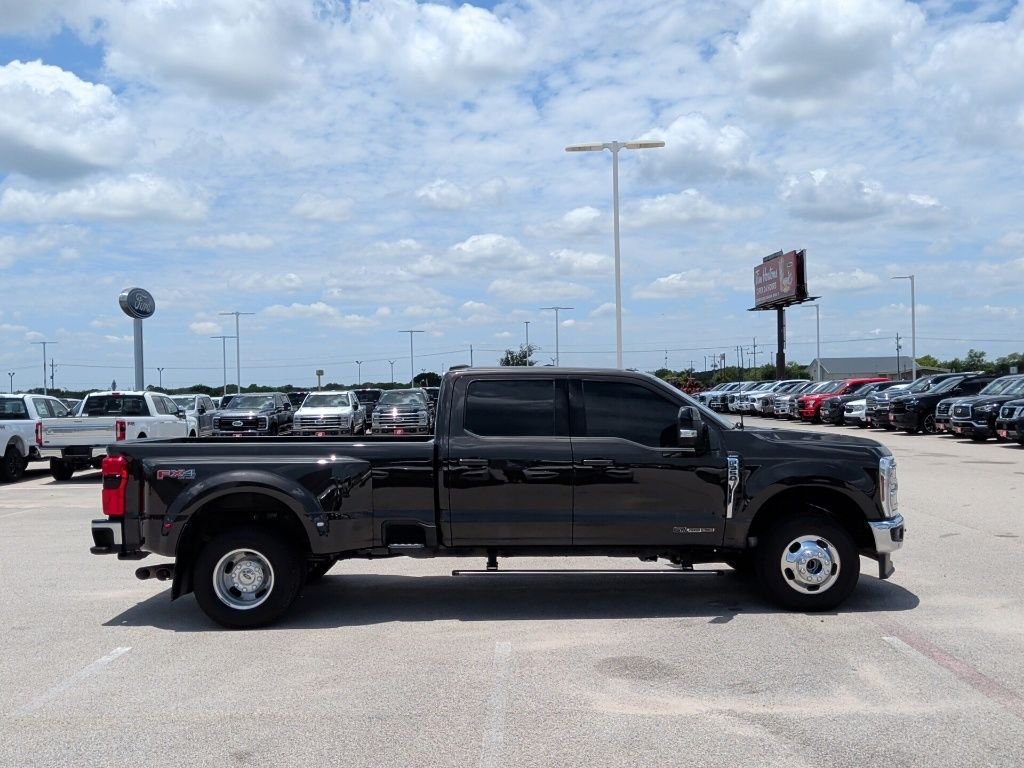 Used 2024 Bronze Metallic Ford Lariat image 11
