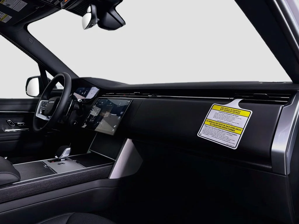 New 2026 Fuji White Land Rover SE 7 Seats image 31