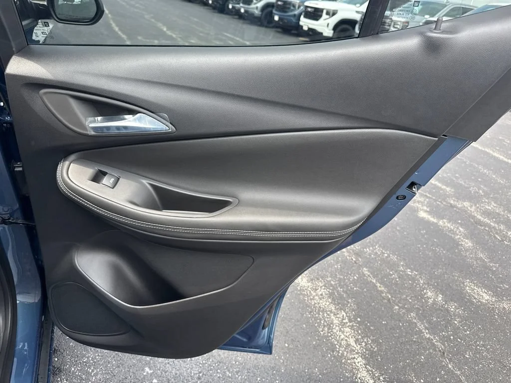New 2026 Ocean Blue Metallic Buick Avenir image 34