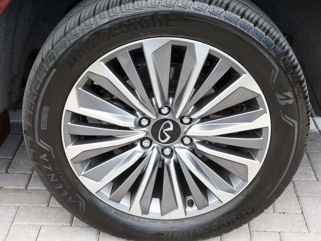 Certified Used 2025 Red INFINITI LUXE image 47