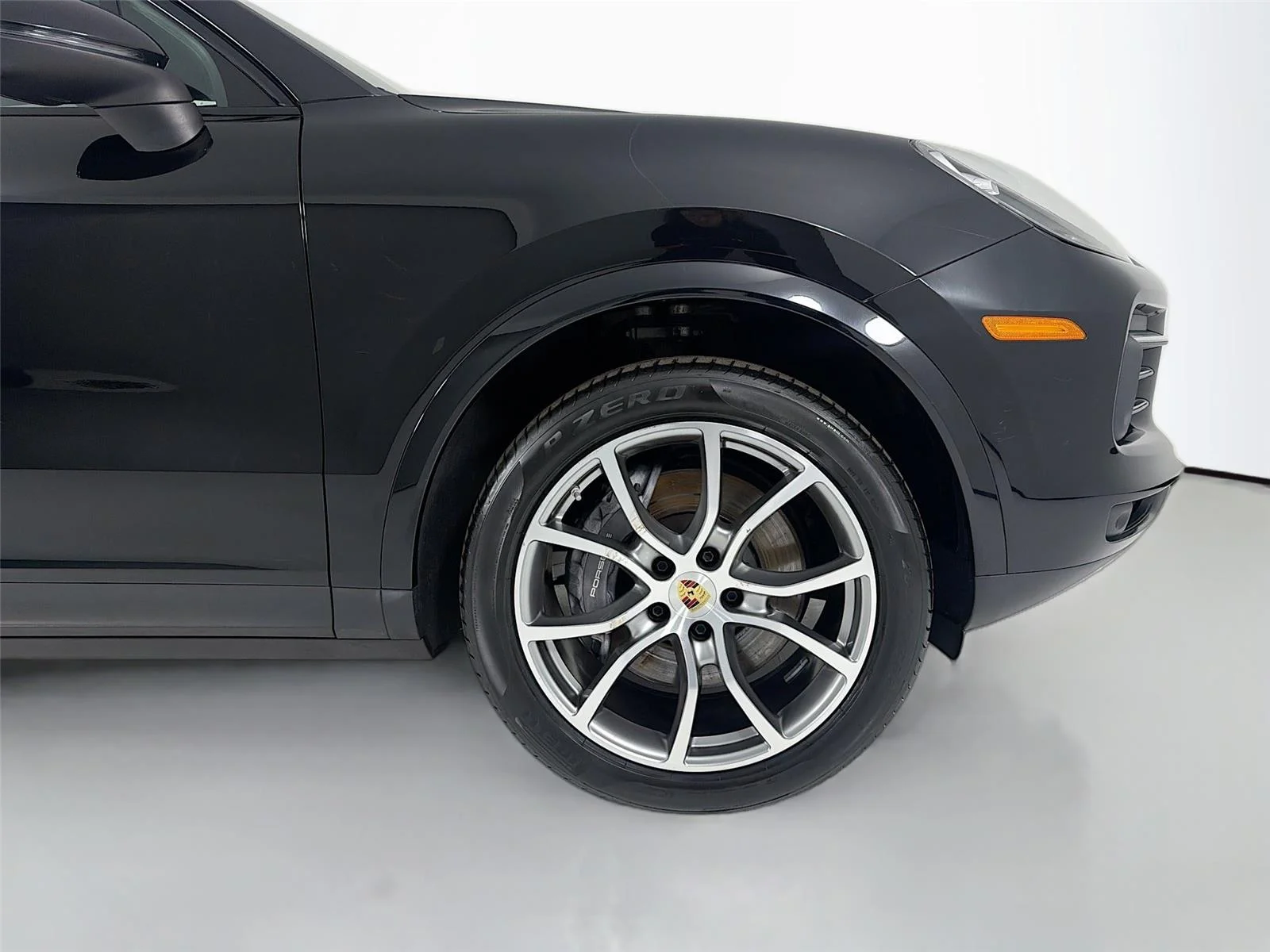 Used 2023  Porsche Base image 29