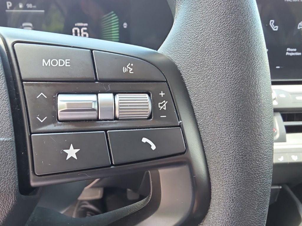 2025 Kia K4 LXS - Photo 23