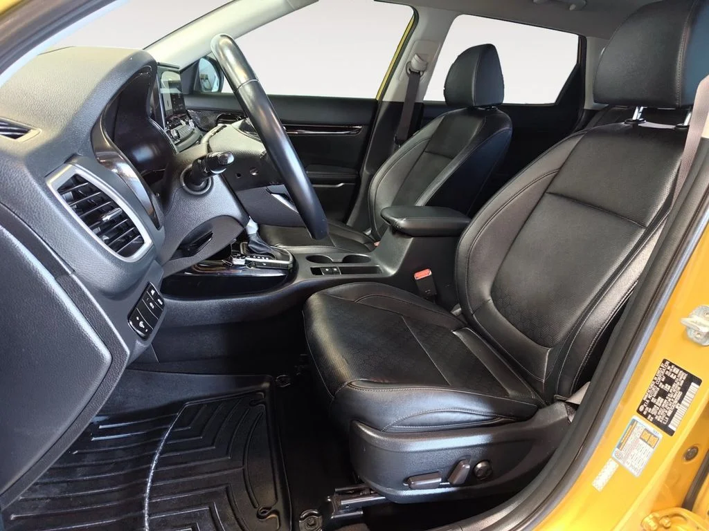 Used 2021 Yellow Kia SX image 11