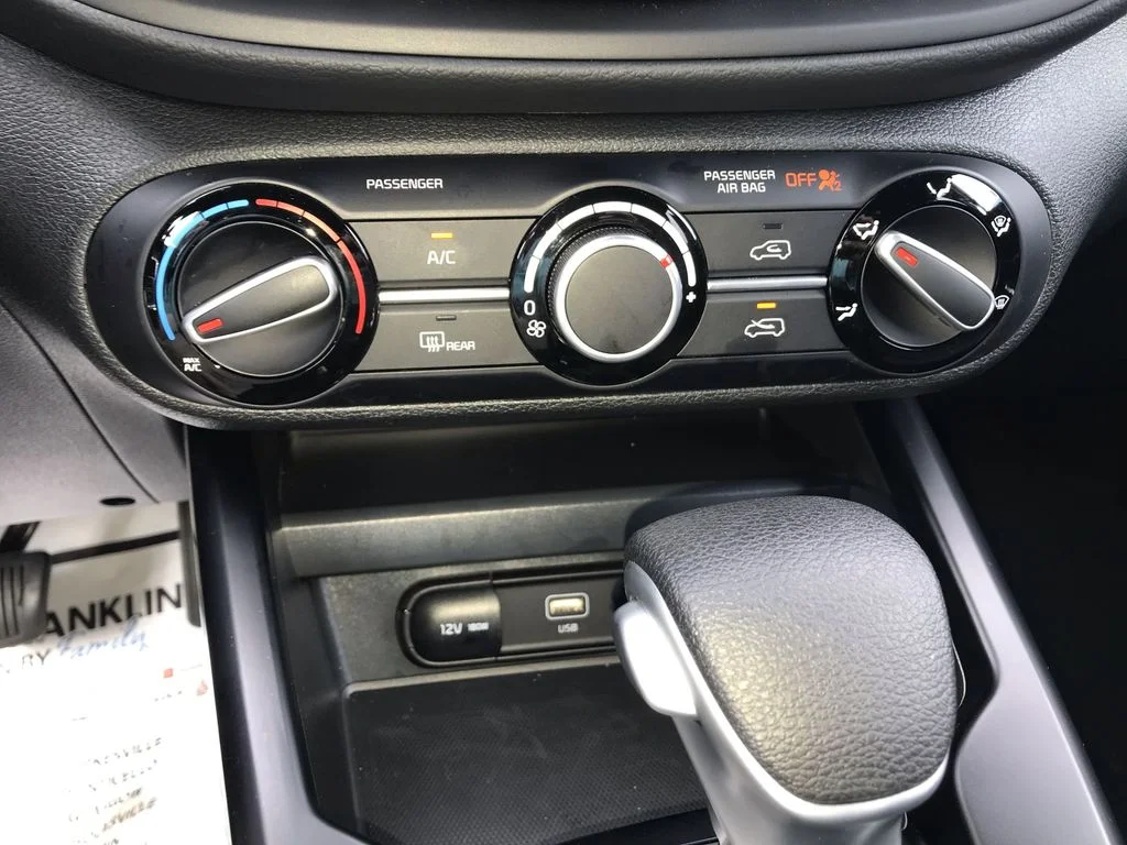 Used 2025 White Kia LX image 18