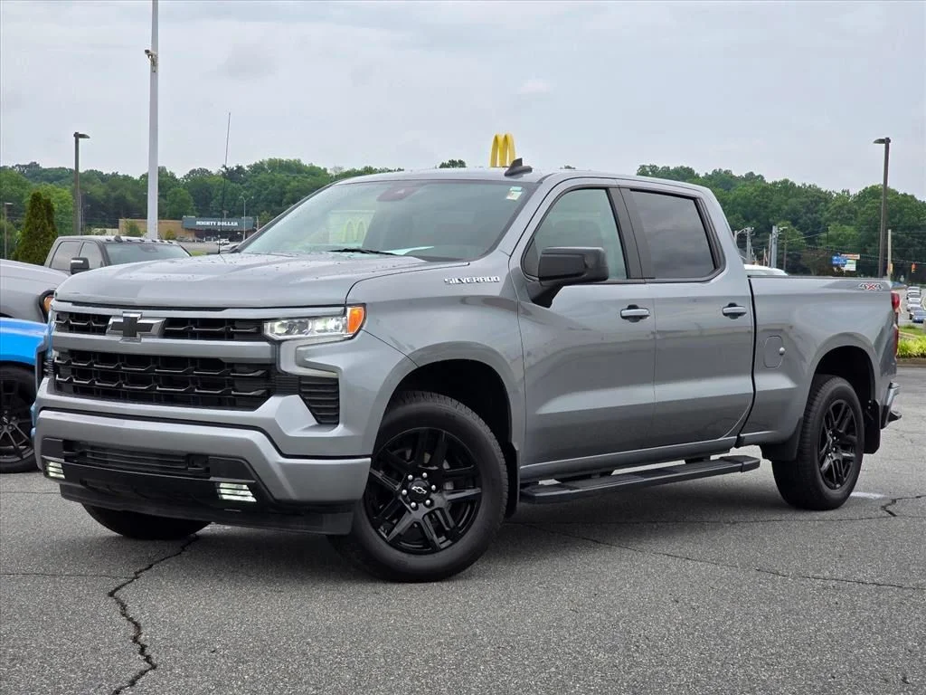 Used 2025 Gray Chevrolet RST image 2