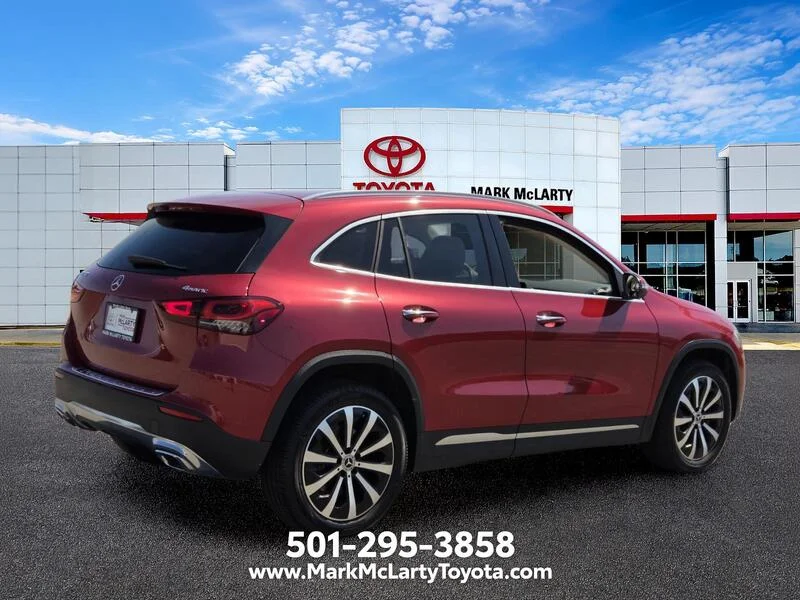 Used 2023 MANUFAKTUR Patagonia Red MERCEDES-BENZ GLA 250 4MATIC® SUV image 5
