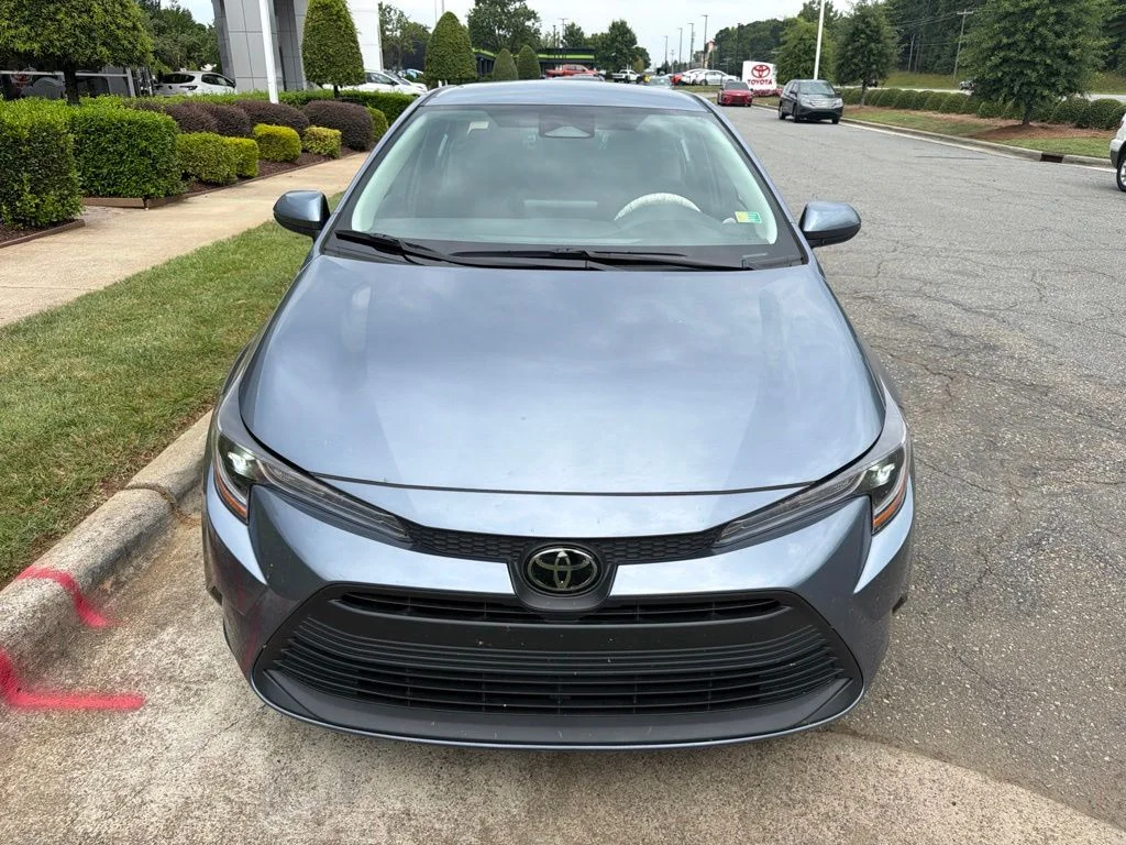 Used 2026  Toyota LE image 18