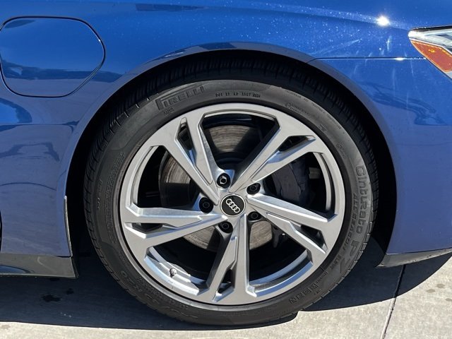 2024 Audi e-tron GT Premium Plus photo 4