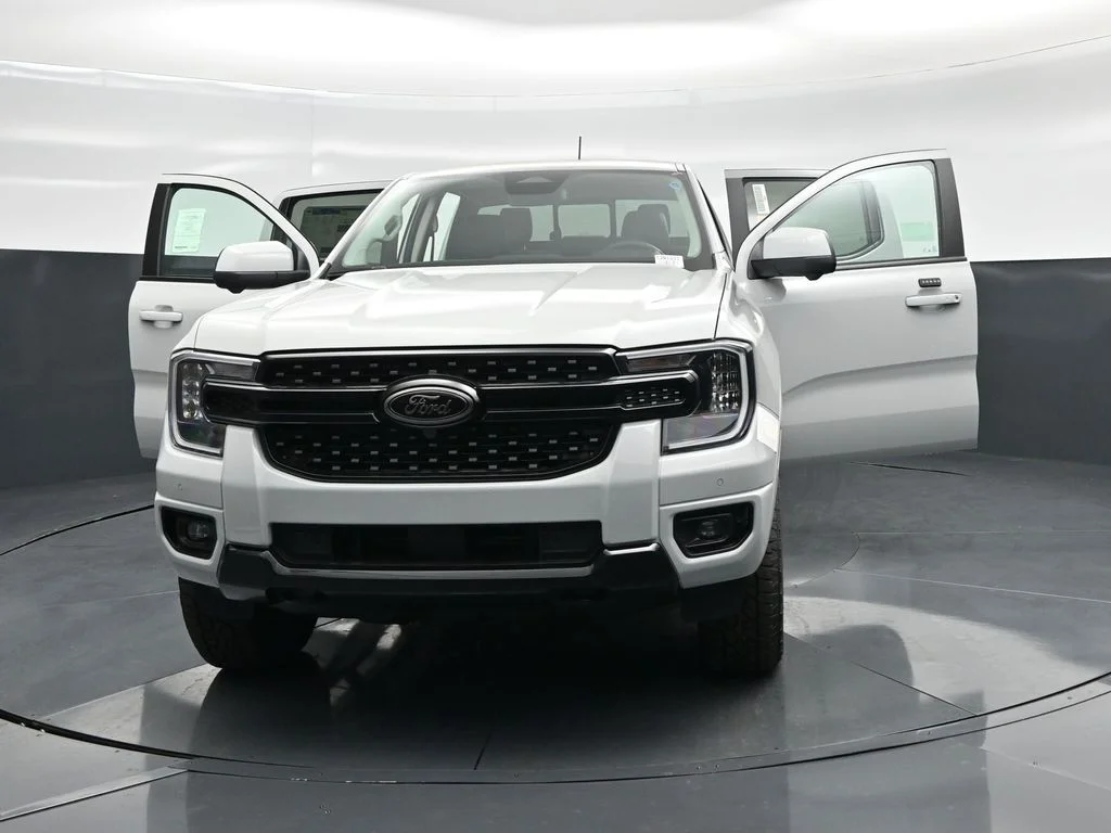 New 2026 Avalanche Ford Lariat image 28