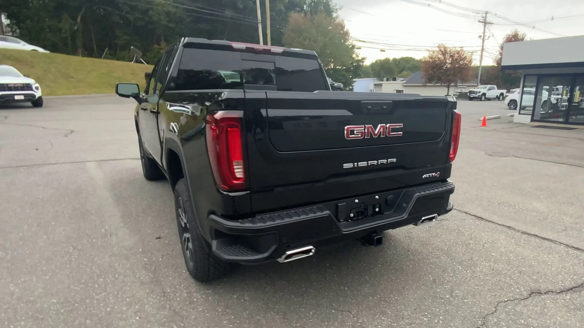 2026 GMC Sierra 1500 AT4 - Photo 16