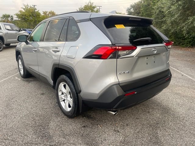 Used 2019 Silver Toyota XLE image 6