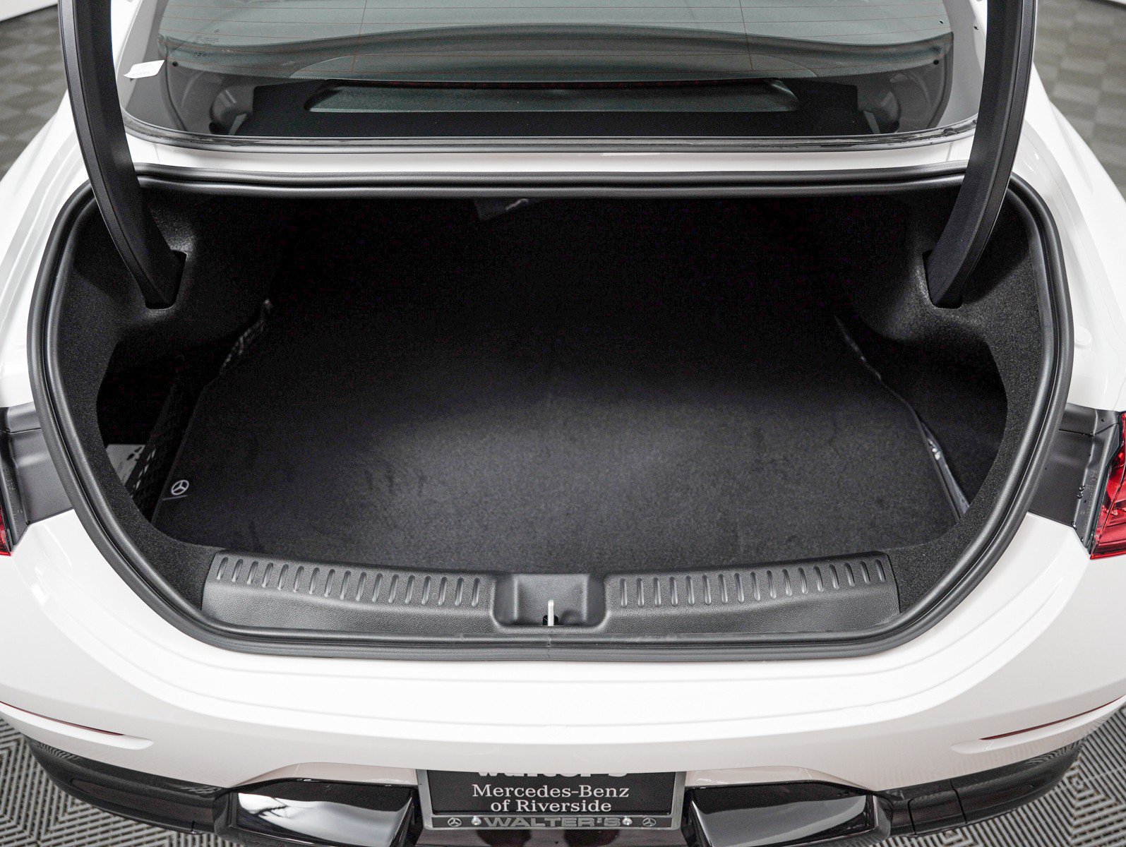 New 2027 Polar White Mercedes-Benz CLA 250+ image 6
