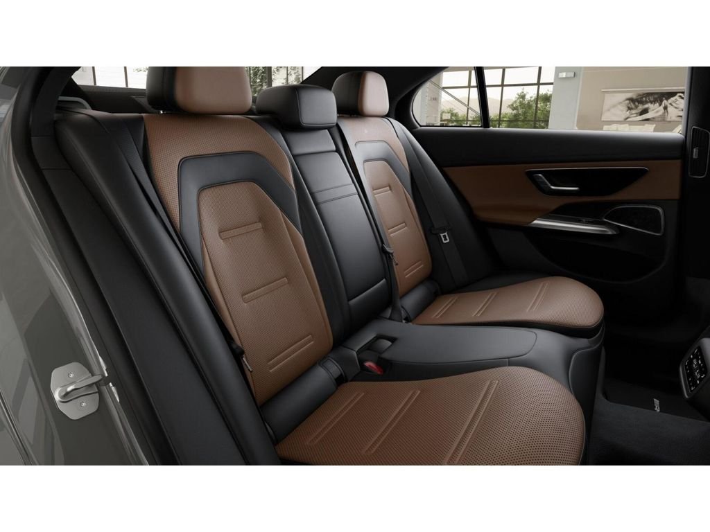 New 2027 MANUFAKTUR Alpine Grey Mercedes-Benz  image 5