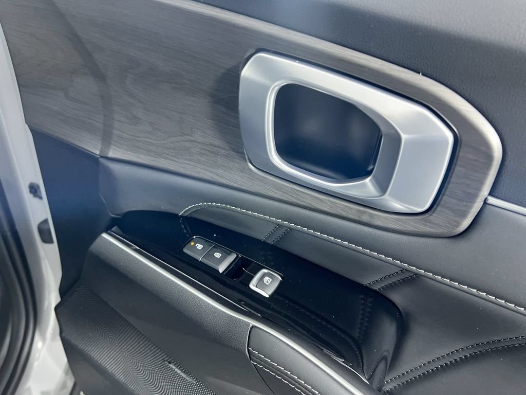 New 2026 Wolf Gray Kia X-Line SX Prestige AWD image 29