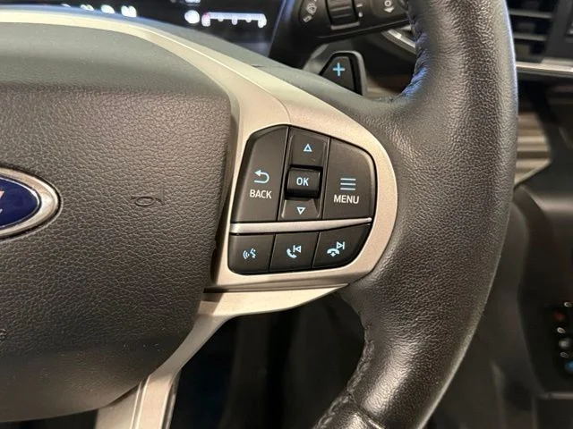 Used 2020 Red Ford Limited image 15