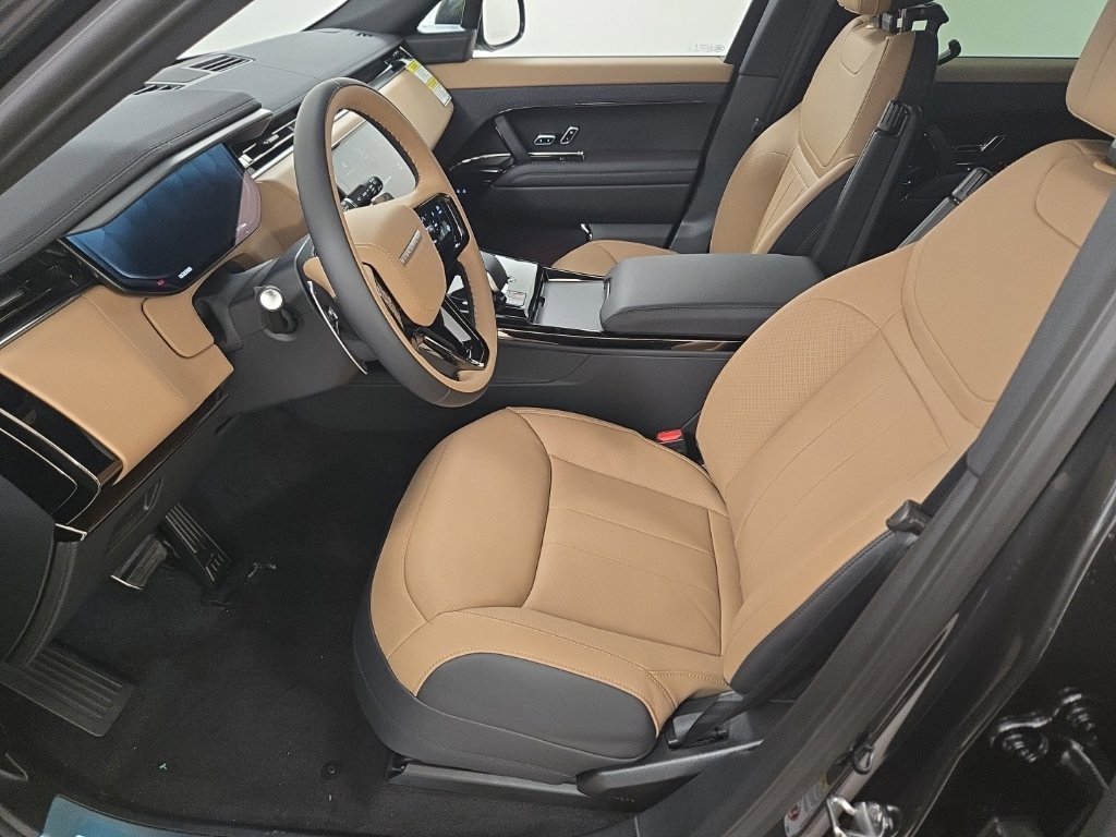 New 2027 Carpathian Grey Land Rover Dynamic SE image 19