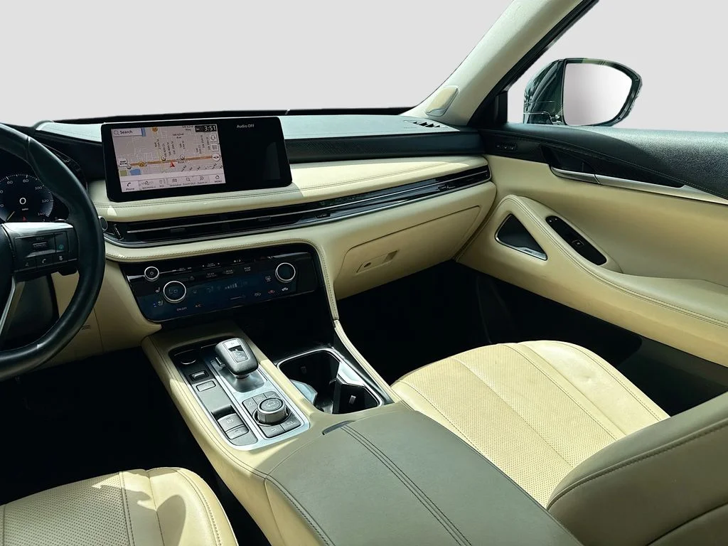 Certified Used 2023 White INFINITI Sensory image 26
