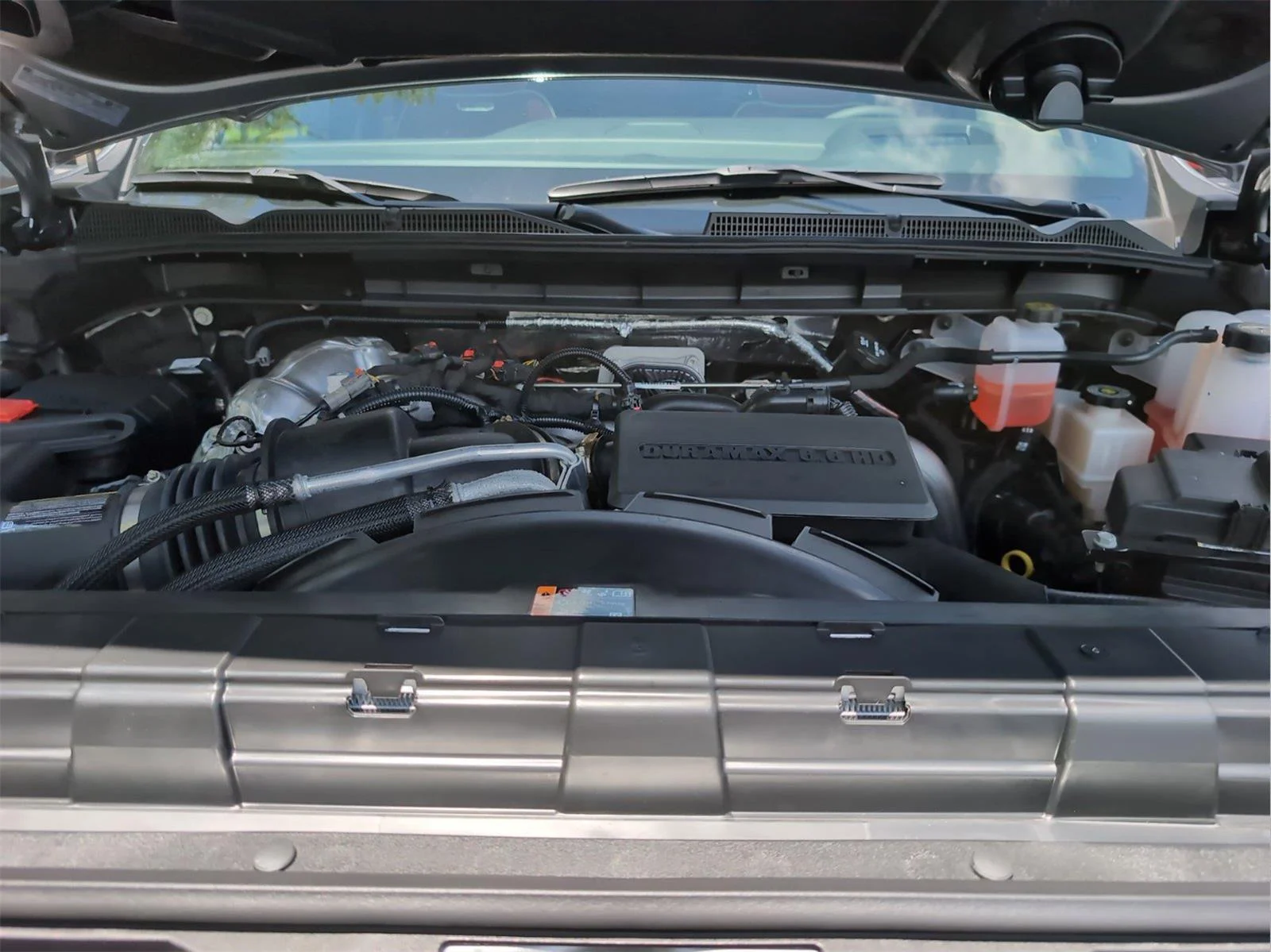 New 2026 Sterling Metallic GMC Denali Ultimate image 28