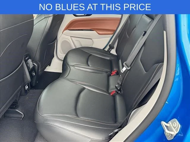 Used 2024 Blue Jeep Limited image 13