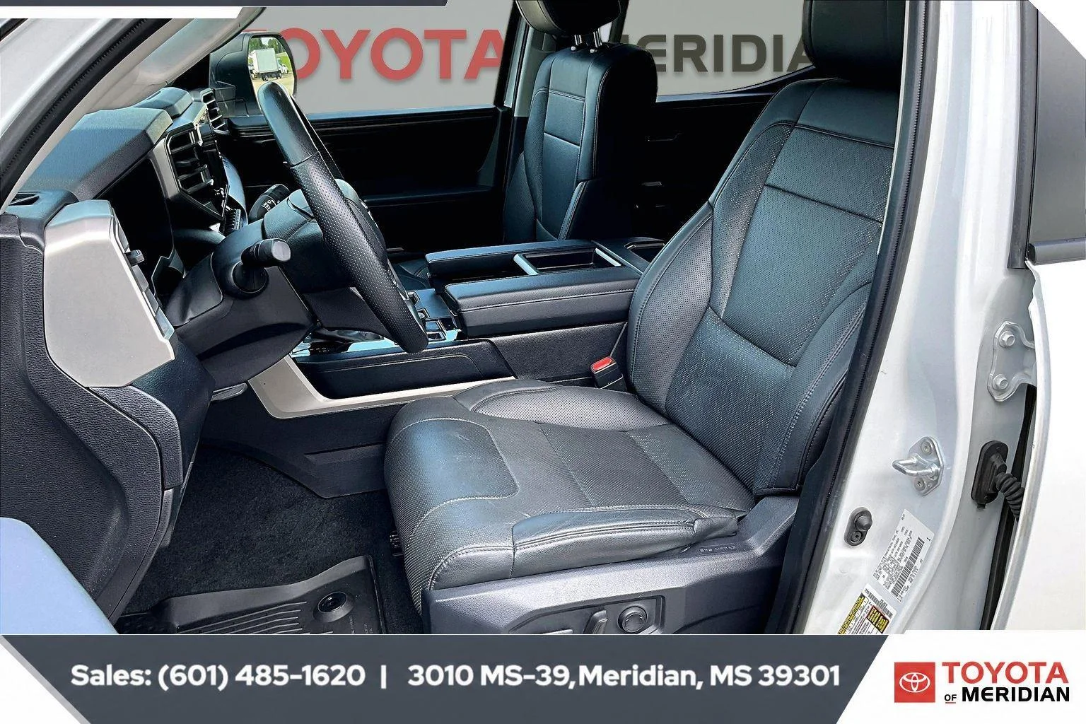 Used 2024 Ice Cap Toyota SR5 image 17