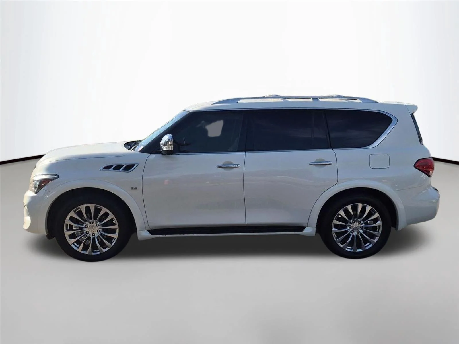 Used 2017 Majestic White INFINITI  image 2