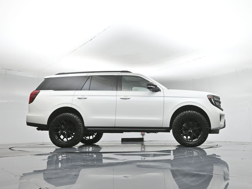 New 2026 Star White Metallic Tri-Coat Ford Active image 48