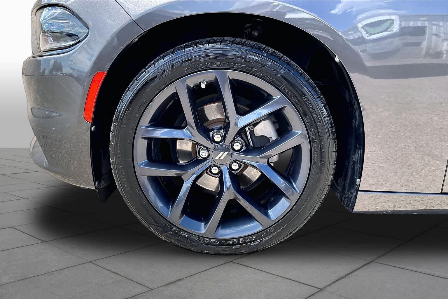 Used 2023 Granite Pearlcoat Dodge SXT image 13