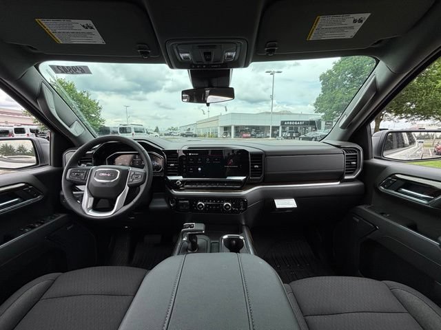 New 2026 Summit White GMC Elevation image 4
