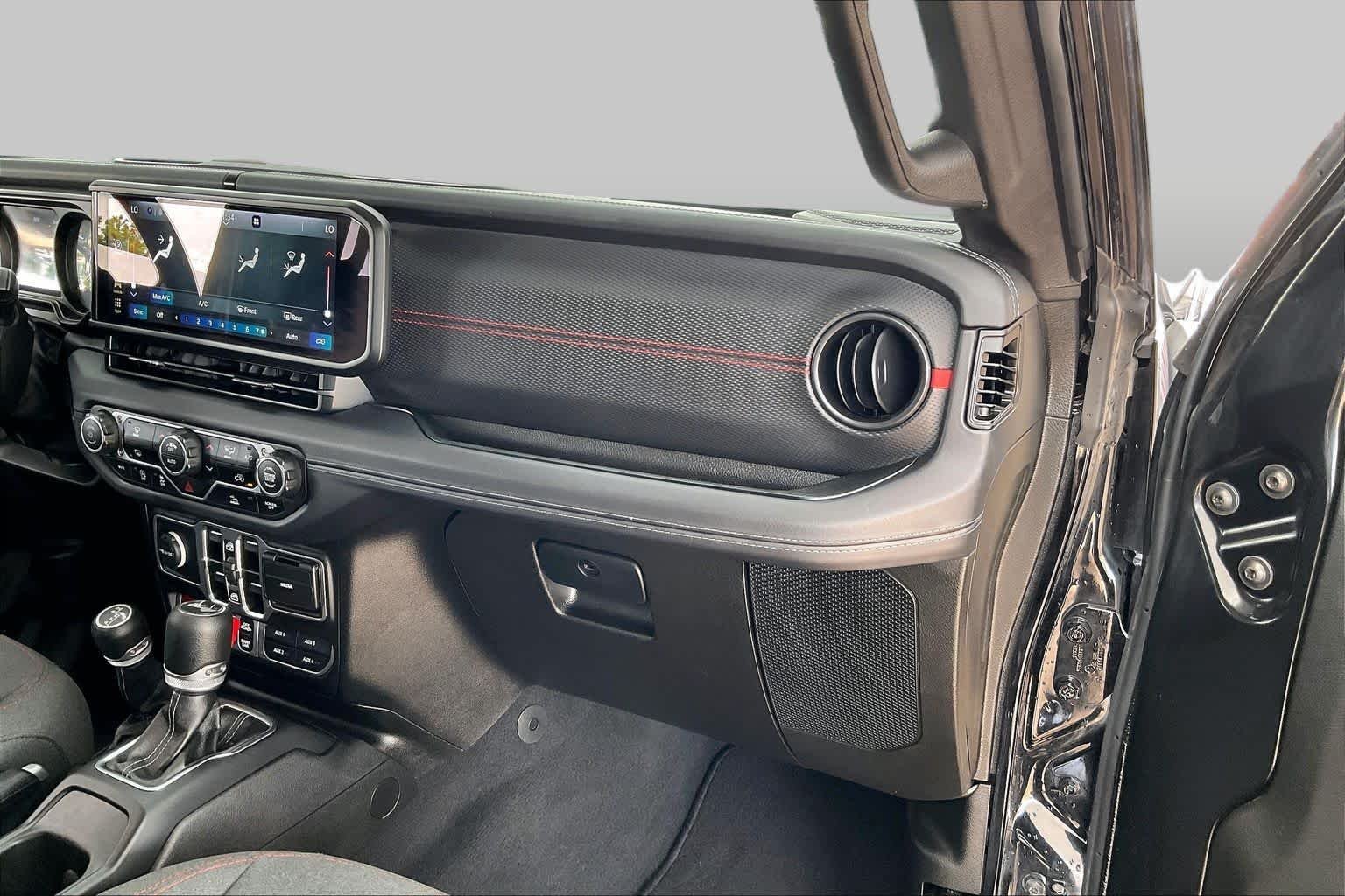 Used 2025 Black Clearcoat Jeep Rubicon image 17