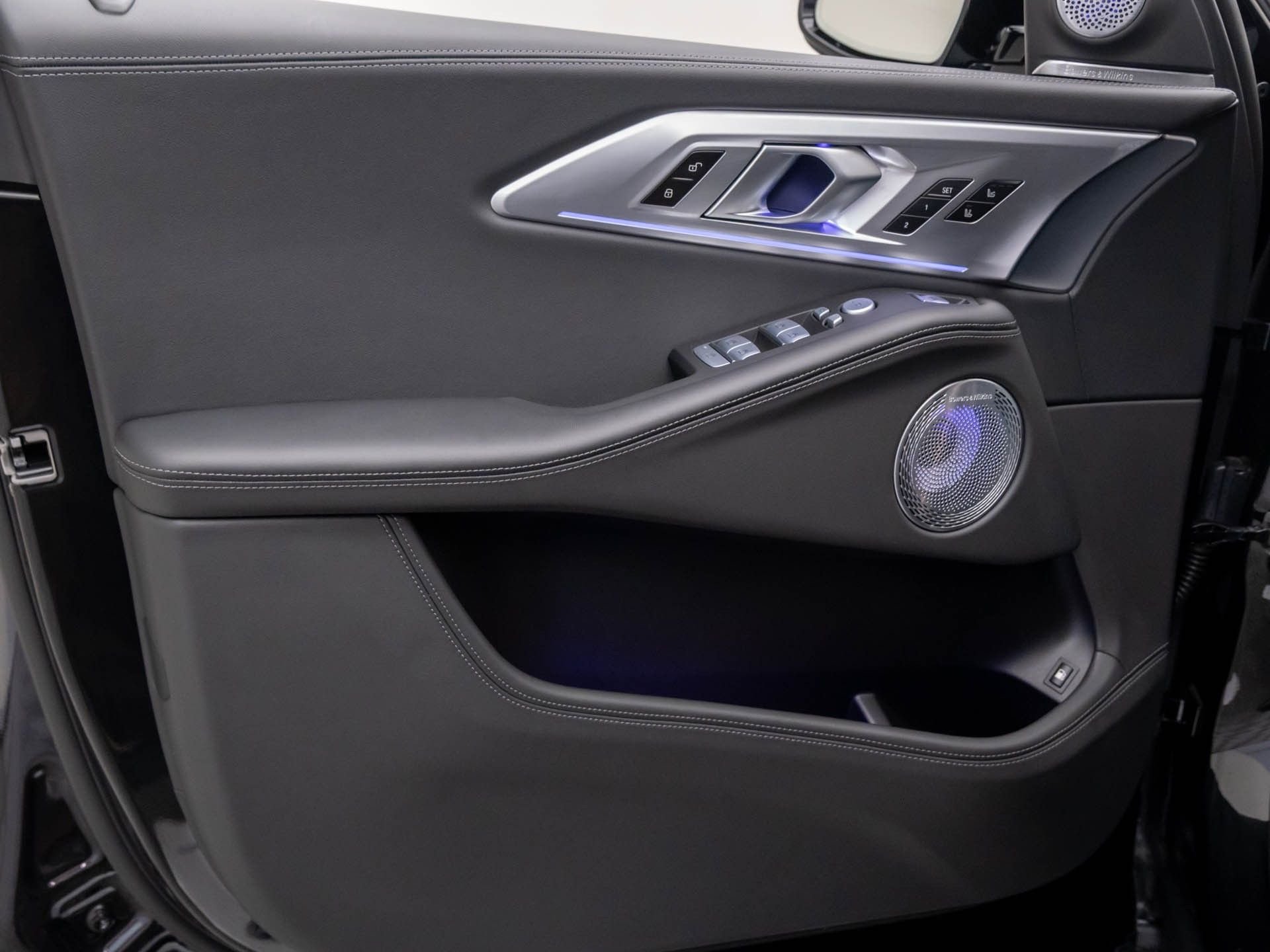 New 2026 Black Sapphire Metallic BMW Label image 13