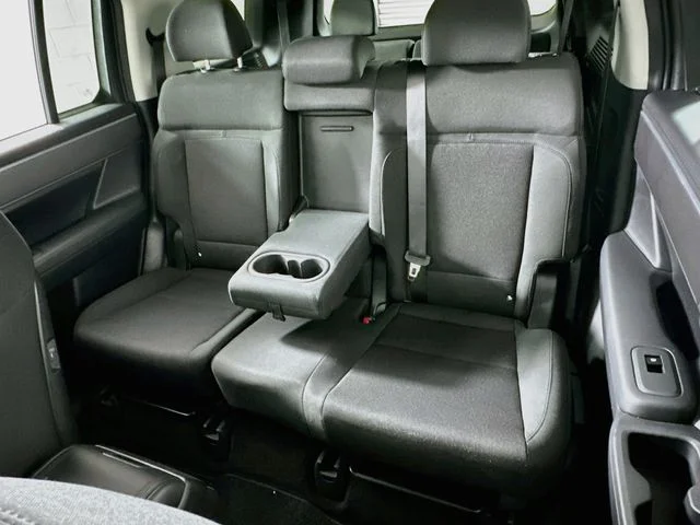 Certified Used 2025 Gray Hyundai SE image 11