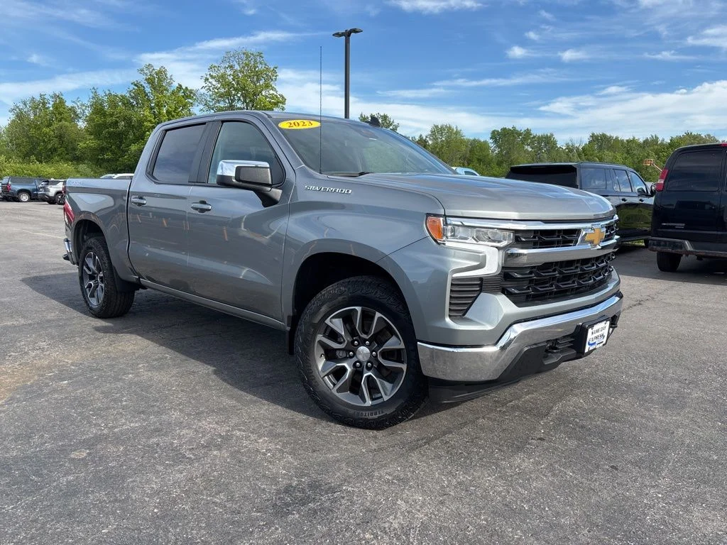 Used 2023 Gray Chevrolet LT image 1