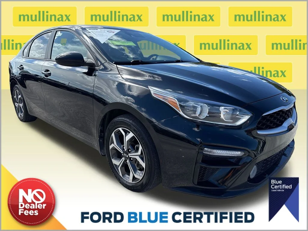 2021 Kia Forte LXS AT's photo