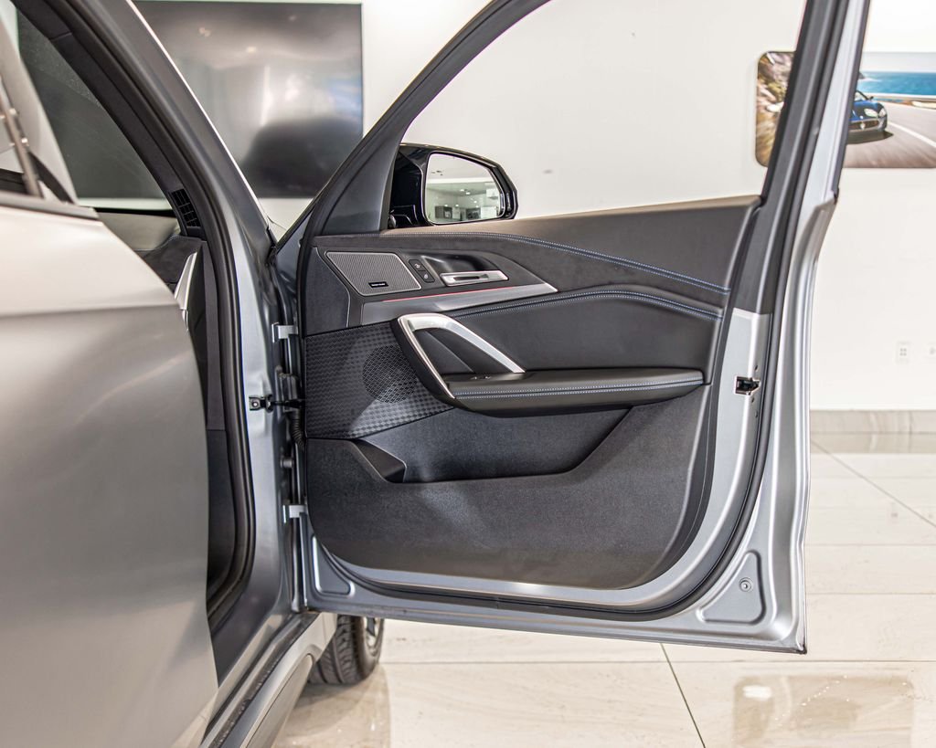 Used 2026 Gray BMW M35i image 39