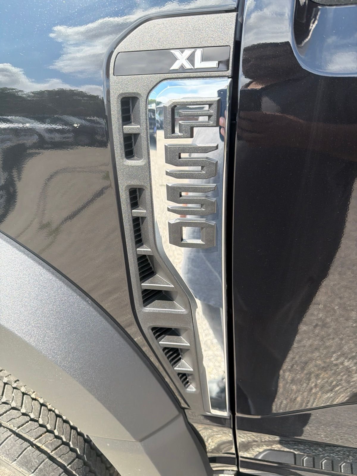 New 2026 Agate Black Metallic Ford F-550® XL image 11