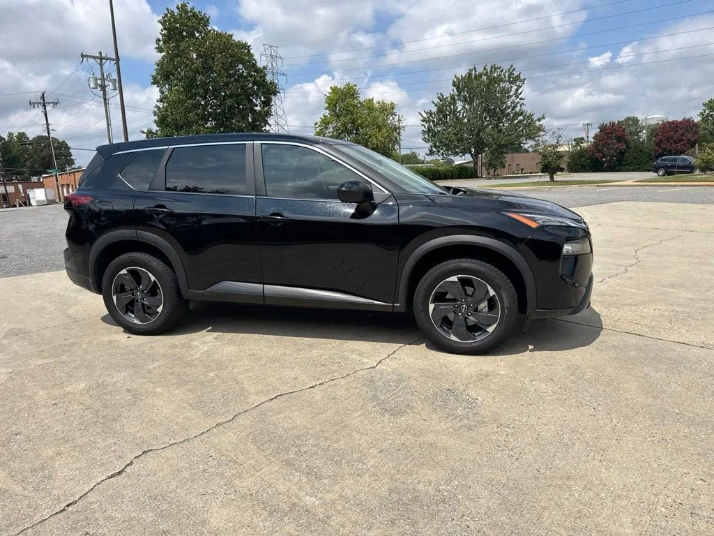 Used 2025 Black Nissan SV image 5