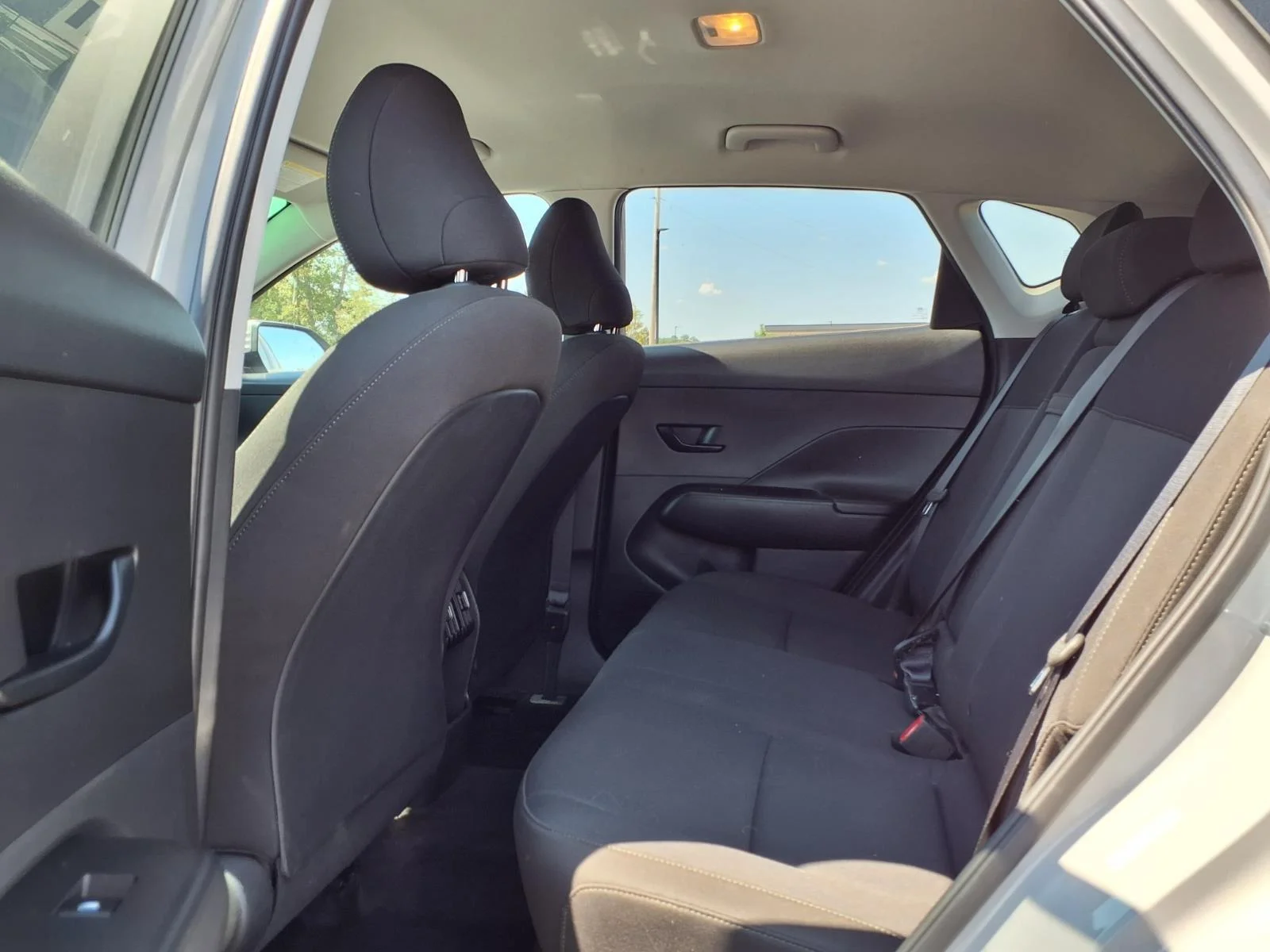 Used 2025 Cyber Gray Metallic Hyundai SEL image 19