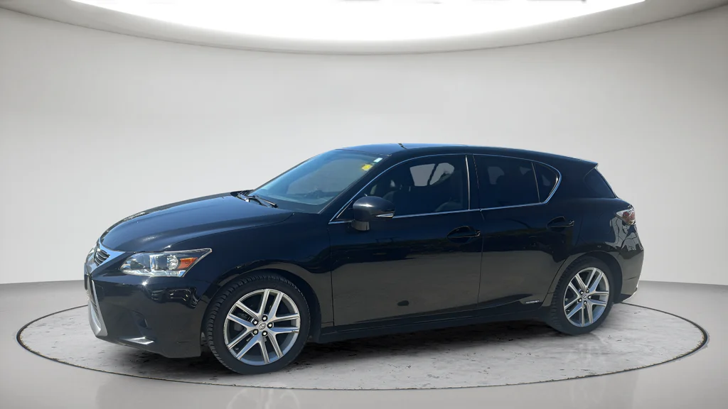 Used 2014 Black Lexus 200h image 12