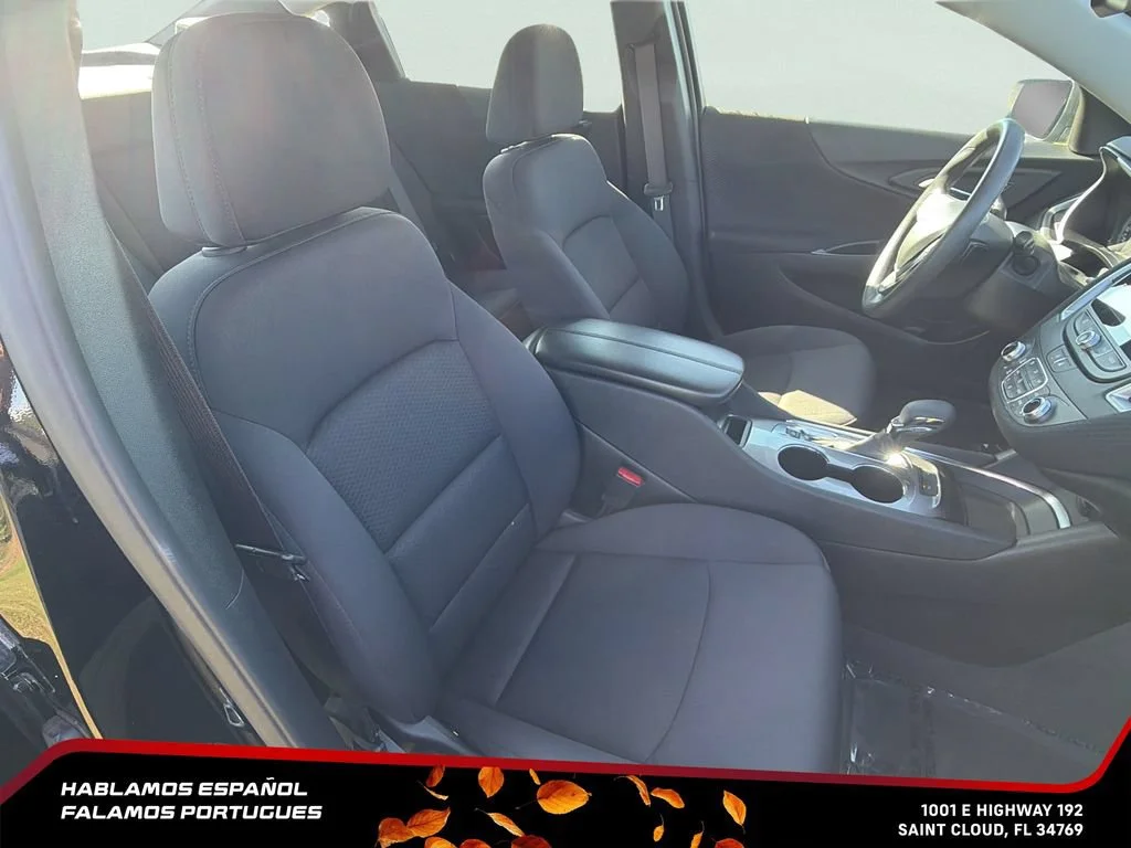 Used 2025 Mosaic Black Metallic Chevrolet 1LT image 28