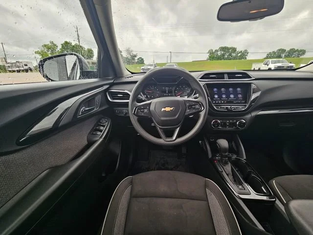 Used 2023 Sterling Gray Metallic Chevrolet LT image 13