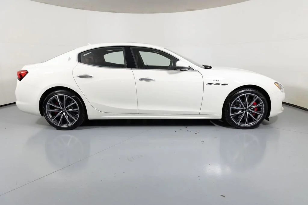 Used 2023 White Maserati GT image 14