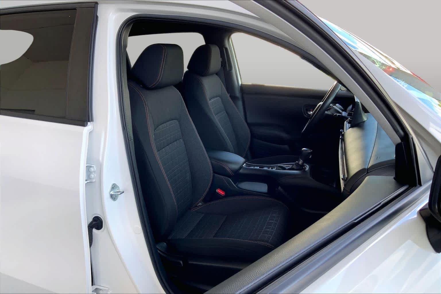 Used 2024 Platinum White Pearl Honda Sport image 9