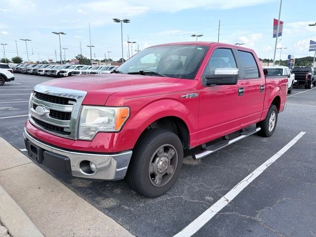 Used 2013 Vermillion Red Ford XLT image 7