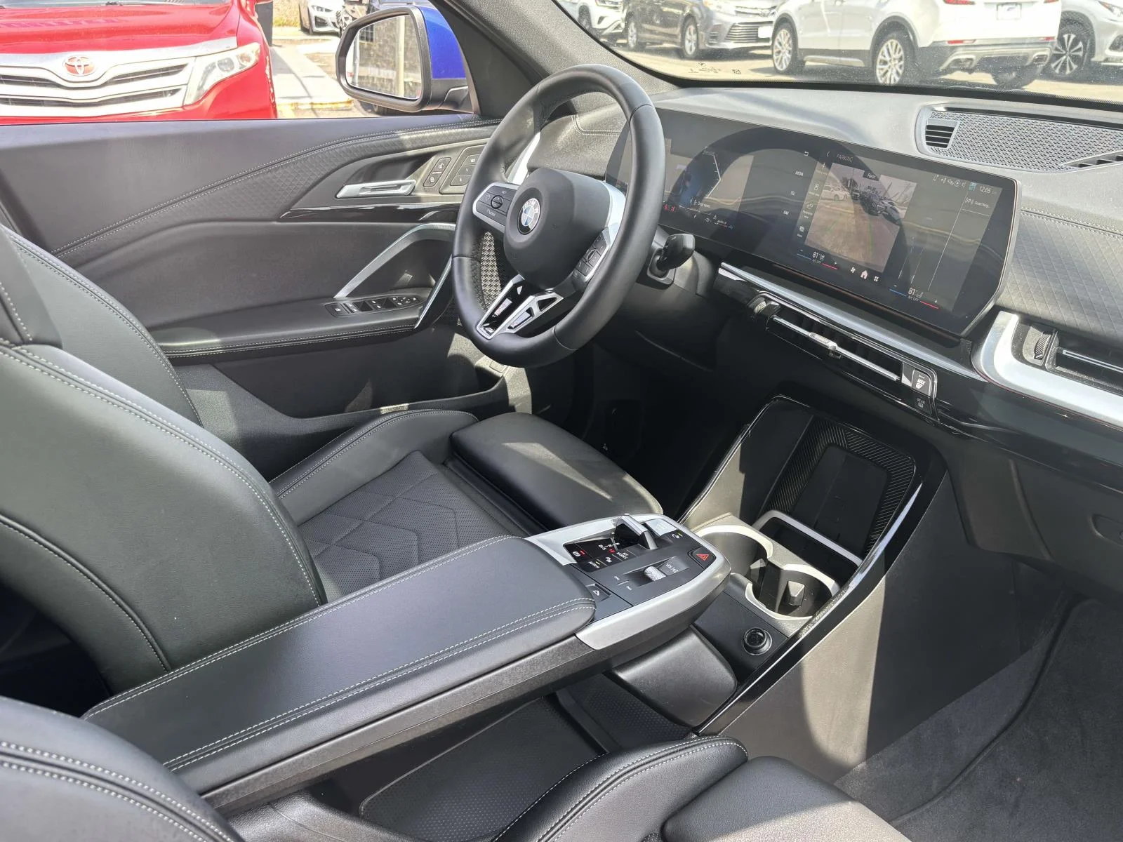 2026 BMW X2 28i - Photo 14